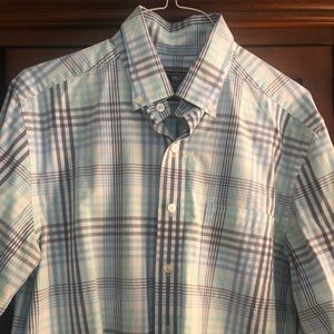 Vineyard Vines Button Dowm